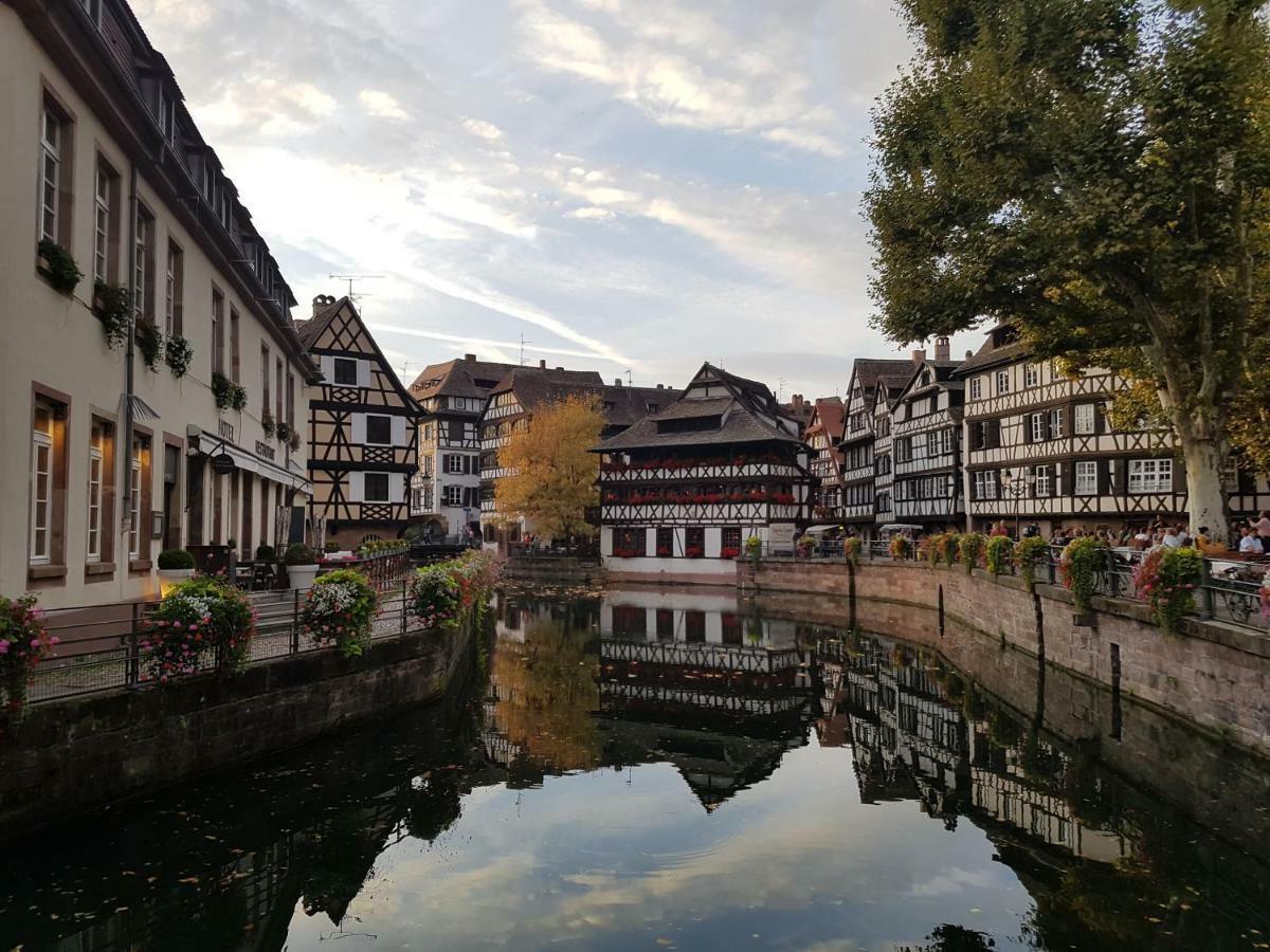 L'Eurosebastopol Estrasburgo Exterior foto